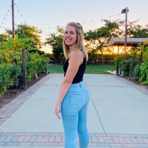 Meet your Posher, Taylor